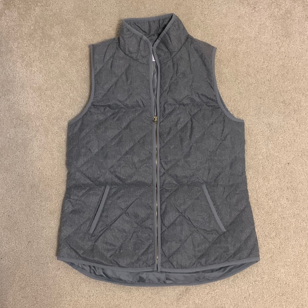Old Navy quilted vest